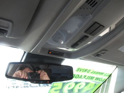 Used 2016 Chevrolet Equinox LT image 24