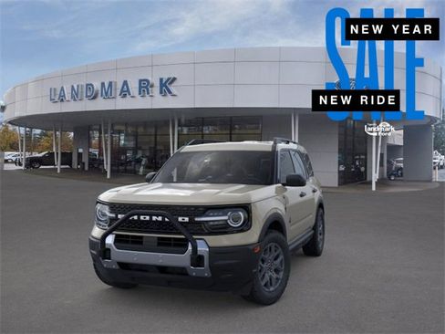 New 2025 Ford Bronco Sport Big Bend image 2