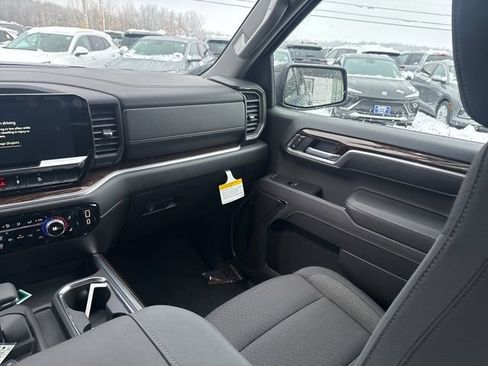 New 2026 GMC Sierra 1500 Elevation image 27