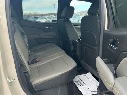 New 2026 Chevrolet Colorado ZR2 AWD/4WD image 39