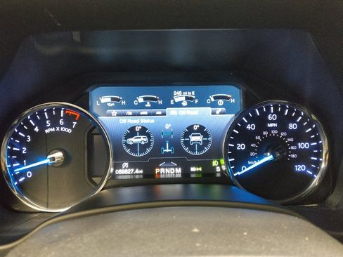 Used 2018 Ford Expedition Limited w/ Driver Assistance Package RWD image 23
