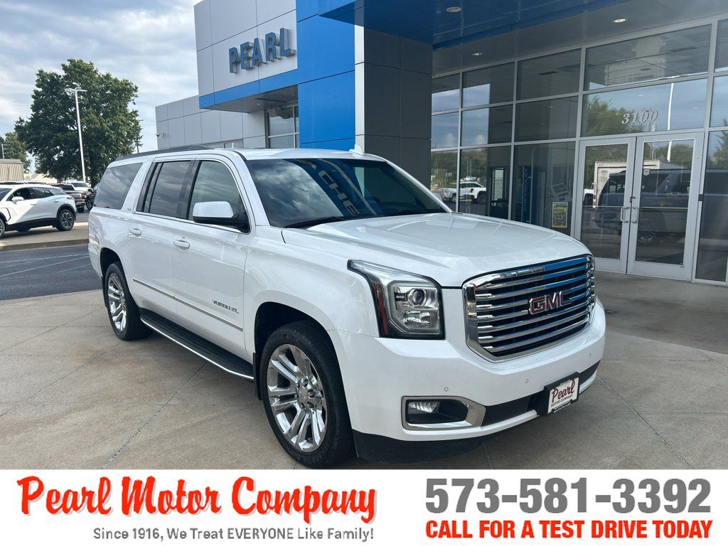Used 2017 GMC Yukon XL SLT w/ Premium Edition AWD/4WD image 1