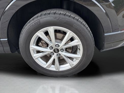 Used 2024 Audi Q3 2.0T Premium image 49