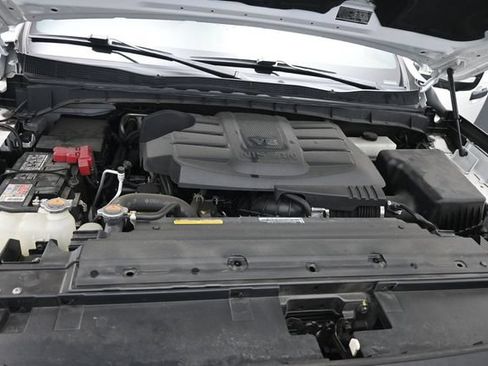 Used 2023 Nissan Titan PRO-4X w/ Pro-4x Convenience Package AWD/4WD image 49