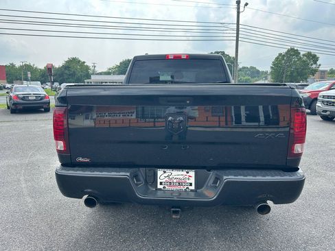 Used 2014 RAM 1500 Express w/ Black Ram 1500 Express Group AWD/4WD image 6