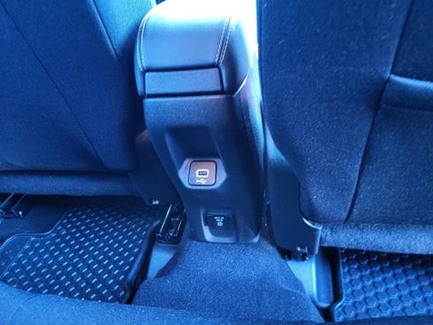 Used 2022 Jeep Renegade Latitude w/ Convenience Group image 17