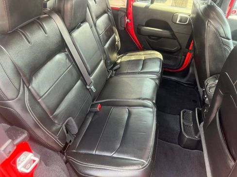 Used 2020 Jeep Wrangler Unlimited Sahara w/ Dual Top Group AWD/4WD image 58