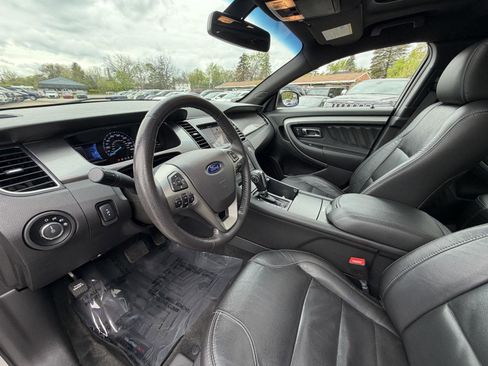 Used 2017 Ford Taurus SEL w/ Equipment Group 201A FWD image 13