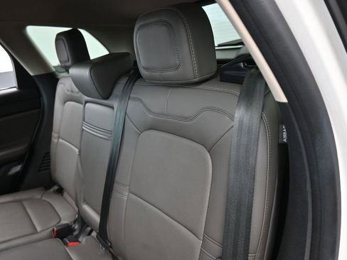 Used 2023 Lincoln Corsair Reserve AWD/4WD image 31
