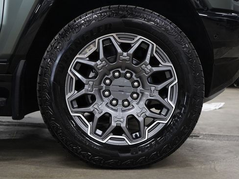 Used 2024 GMC Hummer EV 3X AWD/4WD image 41