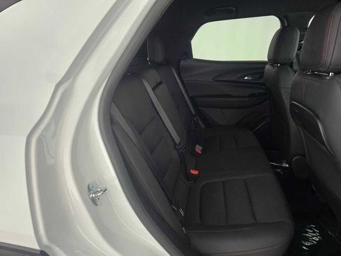 Used 2023 Chevrolet TrailBlazer RS image 12