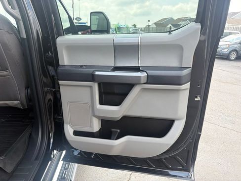 Used 2022 Ford F350 XLT w/ XLT Premium Package AWD/4WD image 48