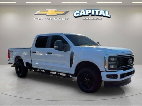 Used 2024 Ford F250 XL w/ STX Appearance Package AWD/4WD image 7