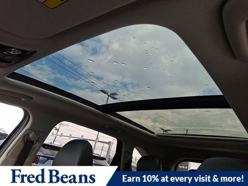 New 2026 Kia Sorento S w/ S Panoramic Sunroof Package image 11