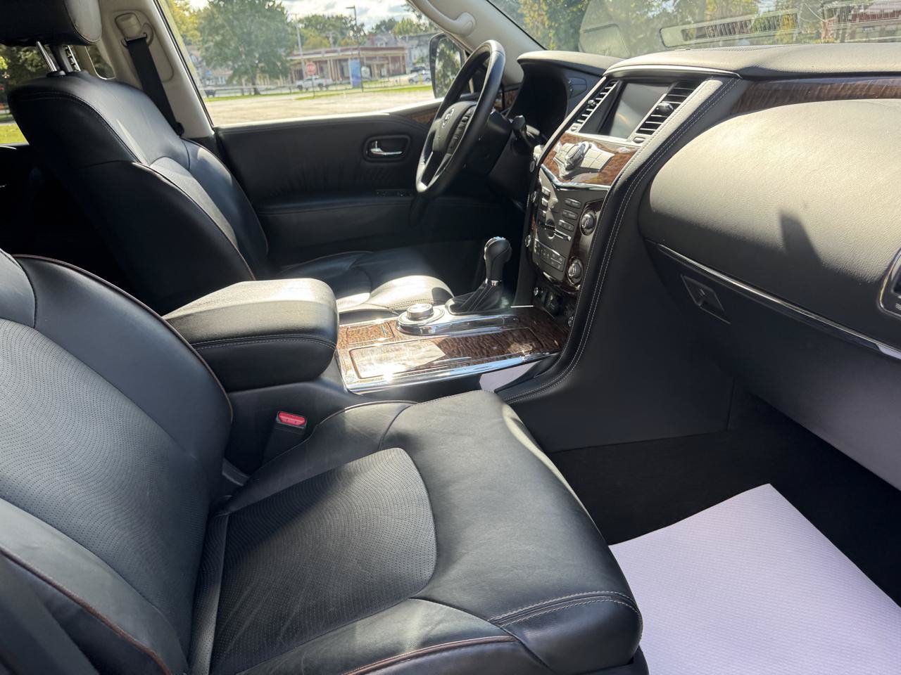 Used 2019 Nissan Armada Platinum AWD/4WD image 33