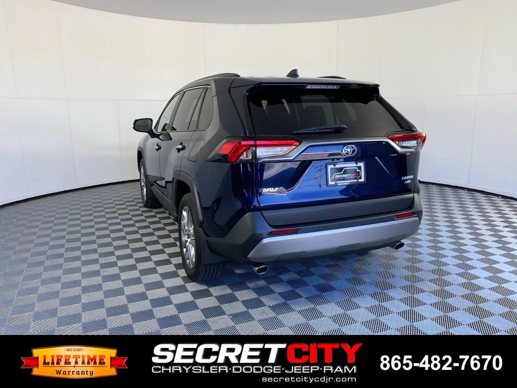 Used 2025 Toyota RAV4 Limited w/ Weather Package AWD/4WD image 5