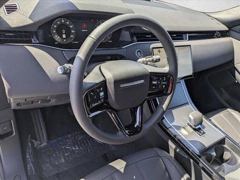 New 2026 Land Rover Range Rover Evoque S AWD/4WD image 3