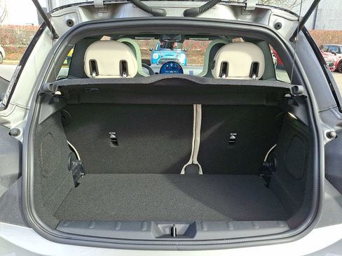 Certified 2025 MINI Cooper S image 23