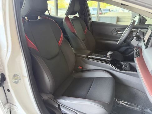 Used 2024 Toyota Prius Prime FWD image 19