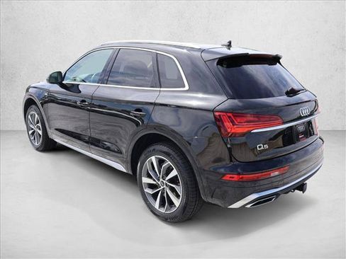 Used 2023 Audi Q5 2.0T Premium Plus w/ Premium Plus Package AWD/4WD image 9