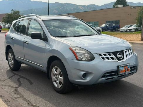 Used 2014 Nissan Rogue S w/ Convenience Package AWD/4WD image 6