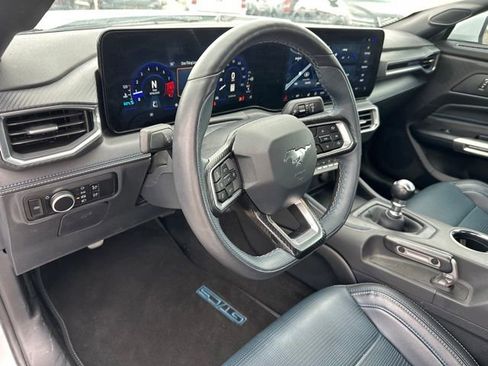 Used 2025 Ford Mustang GT Premium w/ GT Performance Package RWD image 15