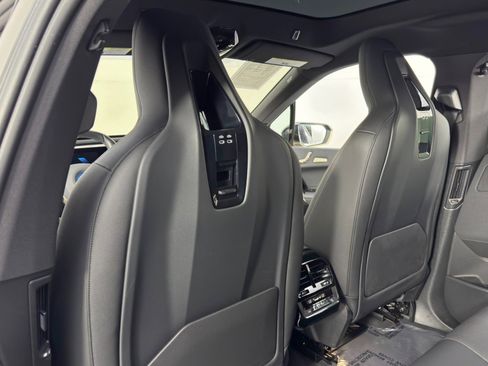 Used 2022 BMW iX xDrive50 w/ Premium Package image 37