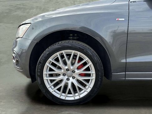 Used 2017 Audi Q5 2.0T Premium Plus w/ Technology Package AWD/4WD image 37