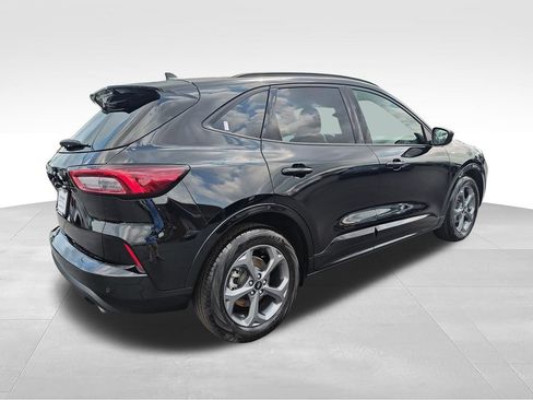 Used 2023 Ford Escape ST-Line w/ Tech Pack #1 FWD image 5