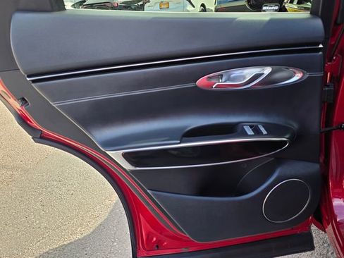 Used 2025 Genesis GV70 2.5T image 21