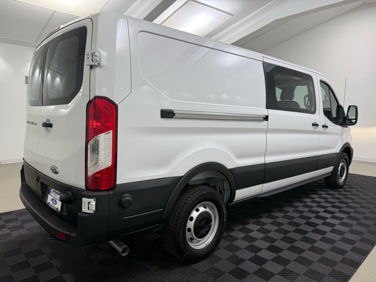 Used 2025 Ford Transit 250 Low Roof w/ Load Area Protection Package RWD image 8