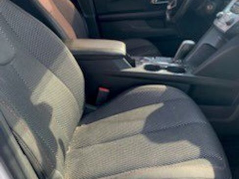 Used 2015 Chevrolet Equinox LT w/ Driver Convenience Package image 15
