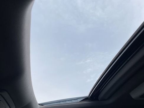 Used 2023 Honda Odyssey Elite image 30