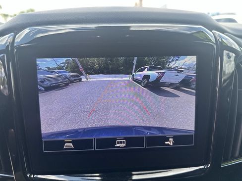 Used 2023 Chevrolet Traverse LT AWD/4WD image 24