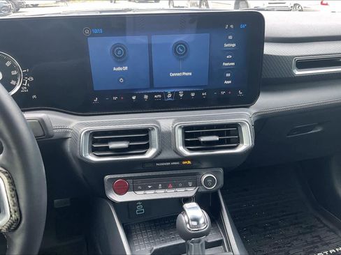 Used 2024 Ford Mustang Premium image 6