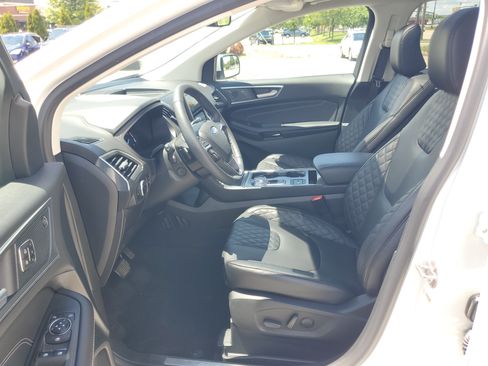 Used 2024 Ford Edge Titanium w/ Equipment Group 301A AWD/4WD image 12
