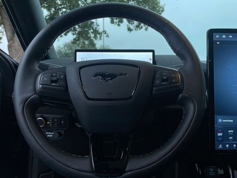 Used 2023 Ford Mustang Mach-E GT image 32