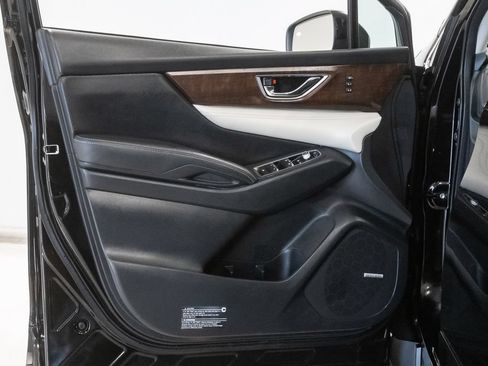 Used 2022 Subaru Ascent Touring AWD/4WD image 8