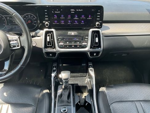 Used 2022 Kia Sorento SX FWD image 12