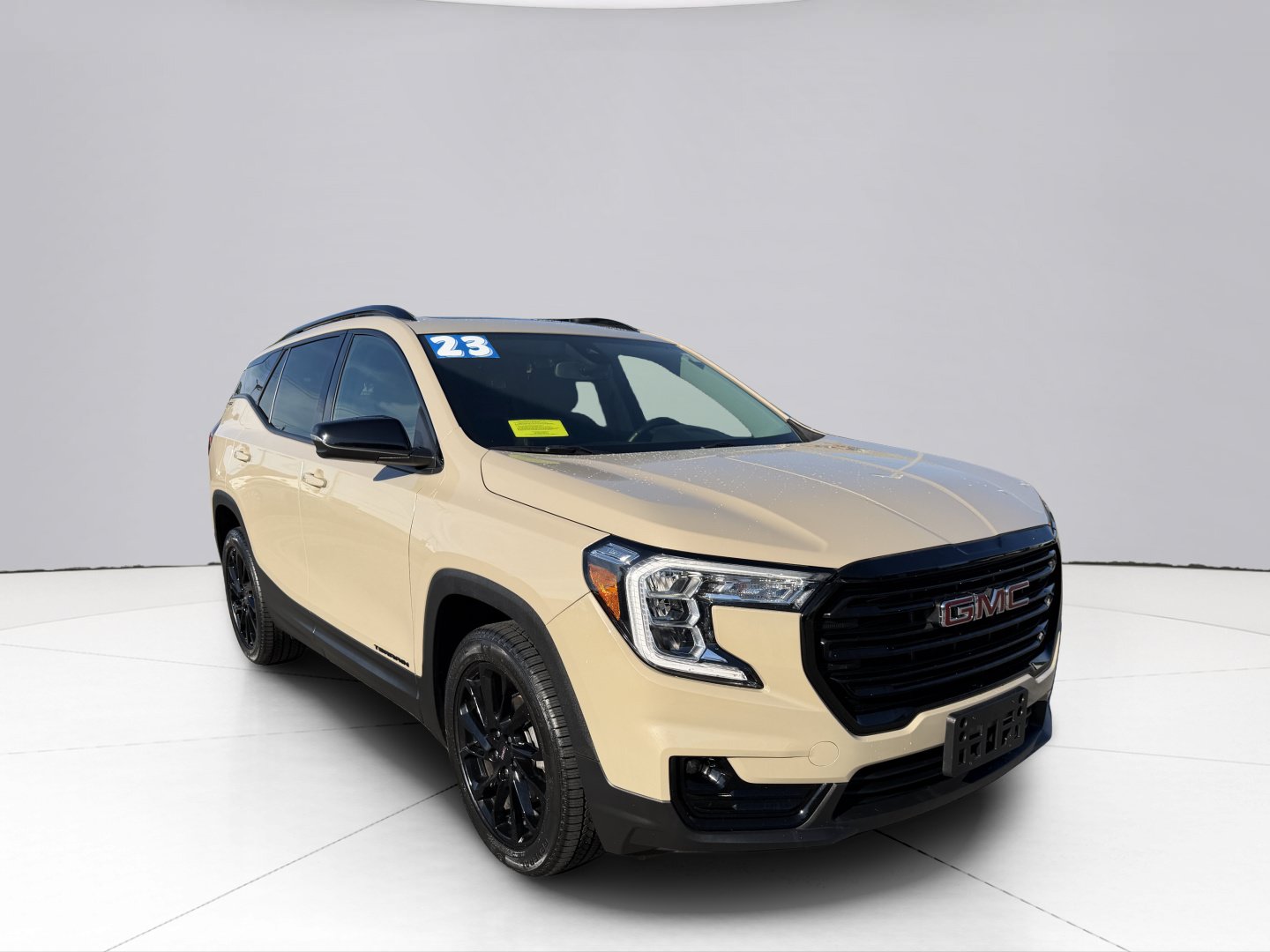 Used 2023 GMC Terrain SLT w/ Elevation Edition AWD/4WD image 7