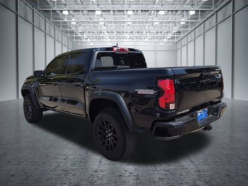 Certified 2024 Chevrolet Colorado Trail Boss w/ Advanced Trailering Package AWD/4WD image 3