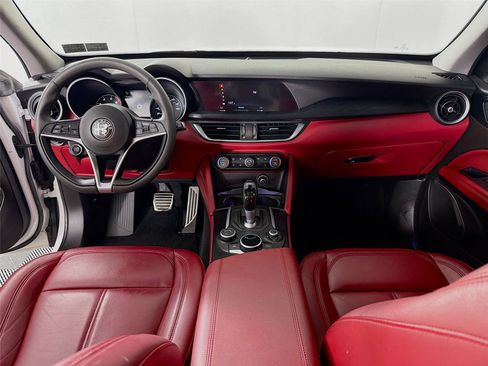 Used 2019 Alfa Romeo Stelvio AWD w/ Nero Edizione image 26