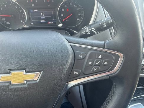 Used 2024 Chevrolet Equinox LT FWD image 23