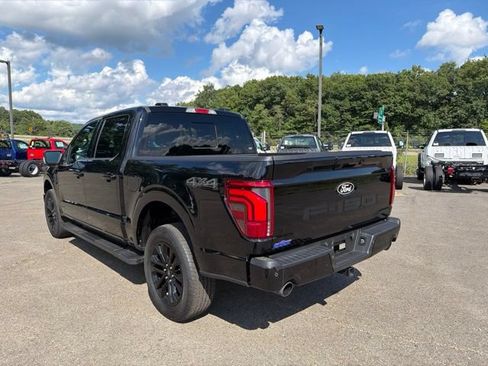 Used 2025 Ford F150 Lariat w/ Equipment Group 502A High AWD/4WD image 3