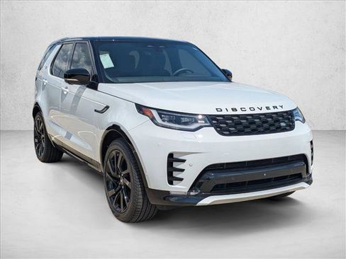 New 2025 Land Rover Discovery Dynamic SE image 7