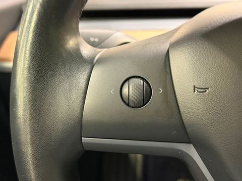 Used 2018 Tesla Model 3 Long Range image 24