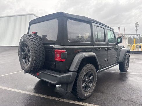 Used 2022 Jeep Wrangler Unlimited Willys image 11
