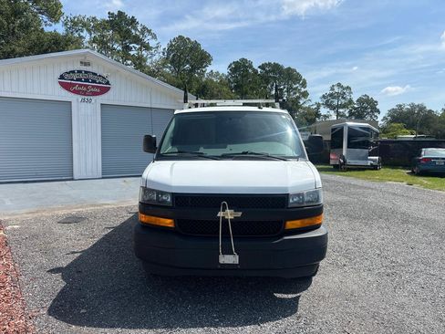 Used 2020 Chevrolet Express 2500 w/ Communications Package RWD image 2