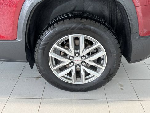 Used 2018 GMC Acadia SLE image 6