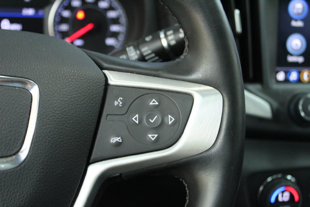 Used 2023 GMC Terrain SLT w/ Tech Package AWD/4WD image 17